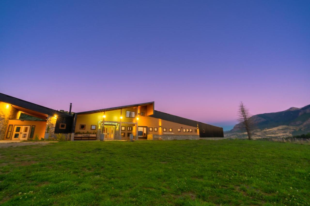Calafate Apart Hotel Coyhaique Zewnętrze zdjęcie